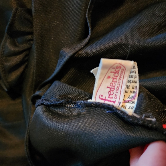 Vintage Frederick's of Hollywood Robe - Picture 4 of 5